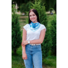 Жіноча хустка нашійна з атласу красива стильна літня блакитного кольору з візерунками.
